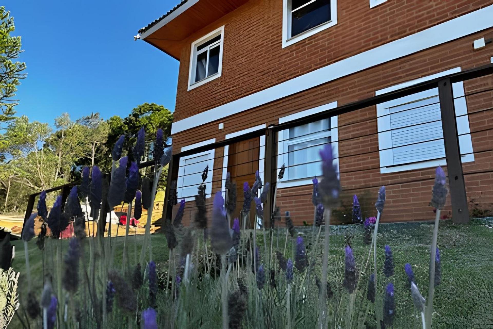 Suites Saint Louis - Conforto Do Lado Do Centro Turistico Campos do Jordão Exterior foto